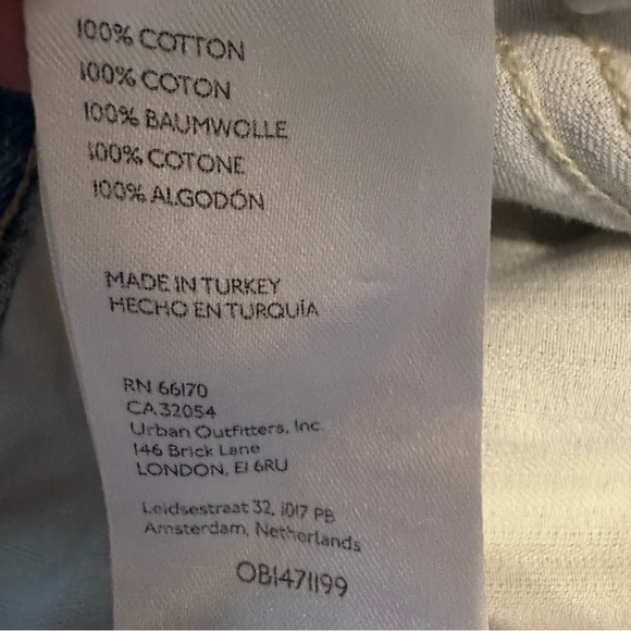 NWT Free People | We The Free Lasso Short Frayed-Hem Distressed Denim Size 27 - Picture 6 of 7